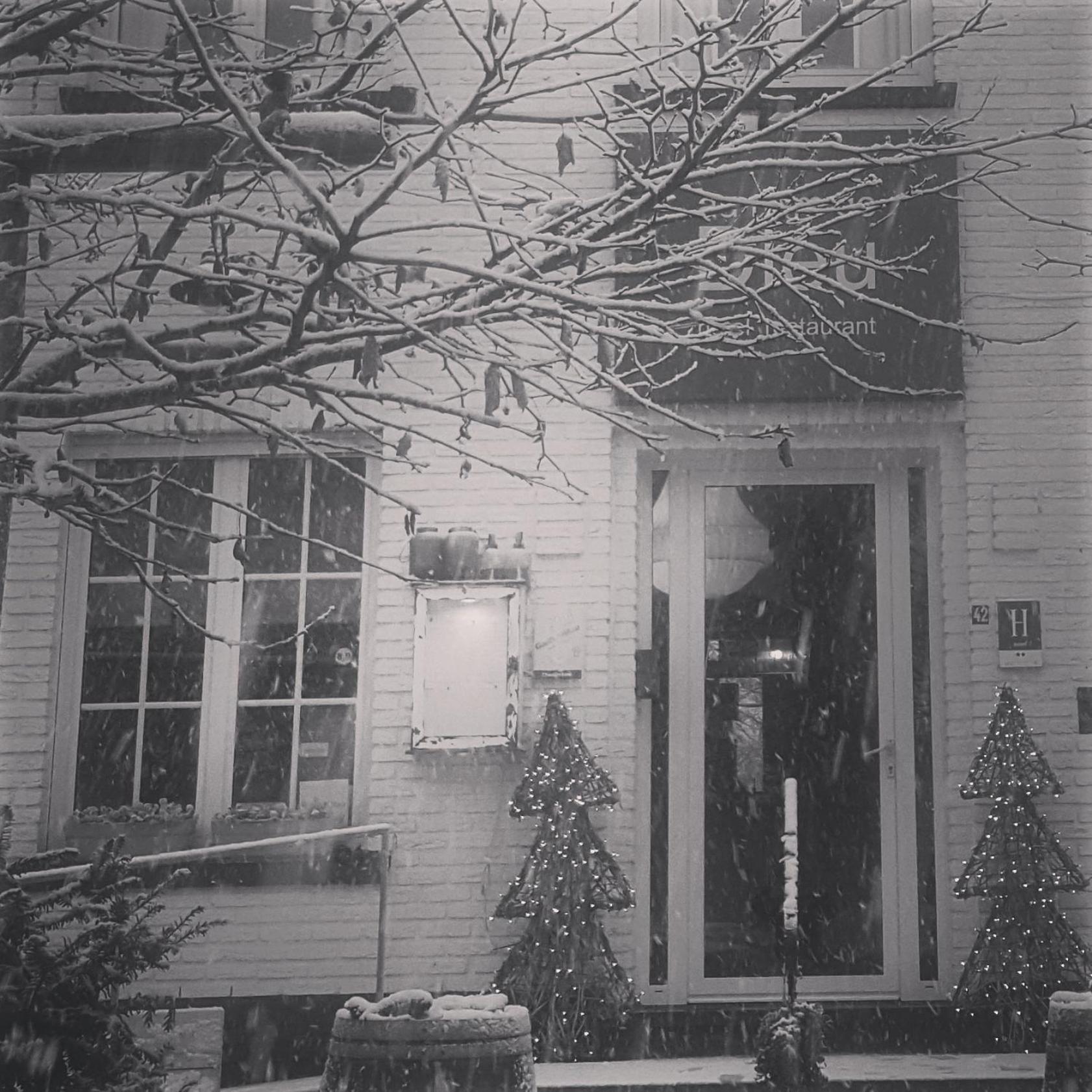 Hotel Au Nom De Dieu Dilsen-Stokkem Extérieur photo