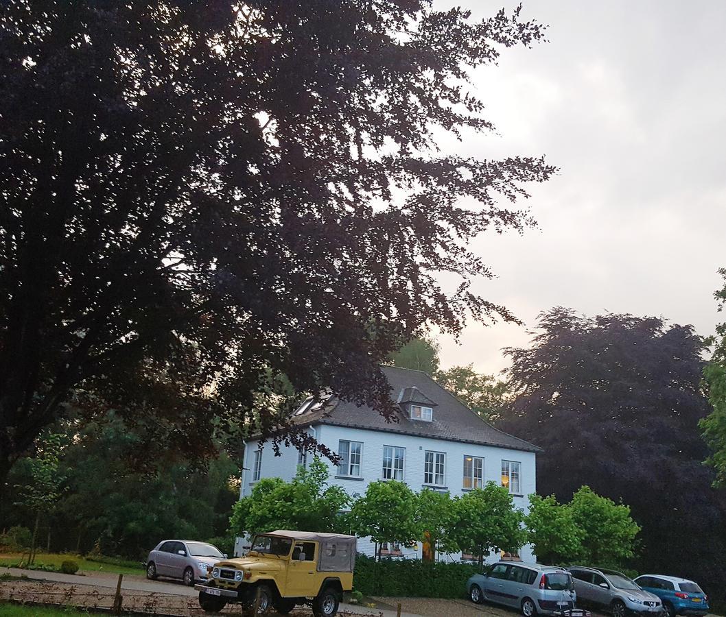 Hotel Au Nom De Dieu Dilsen-Stokkem Extérieur photo